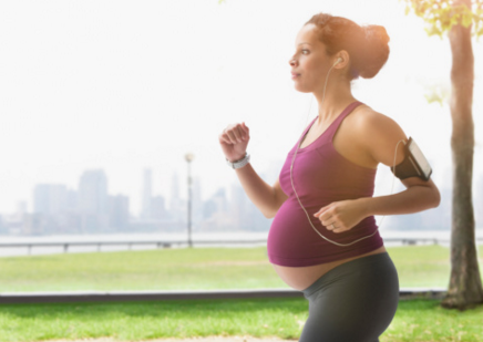 10 Benefits of Exercise During Pregnancy - What to Expect